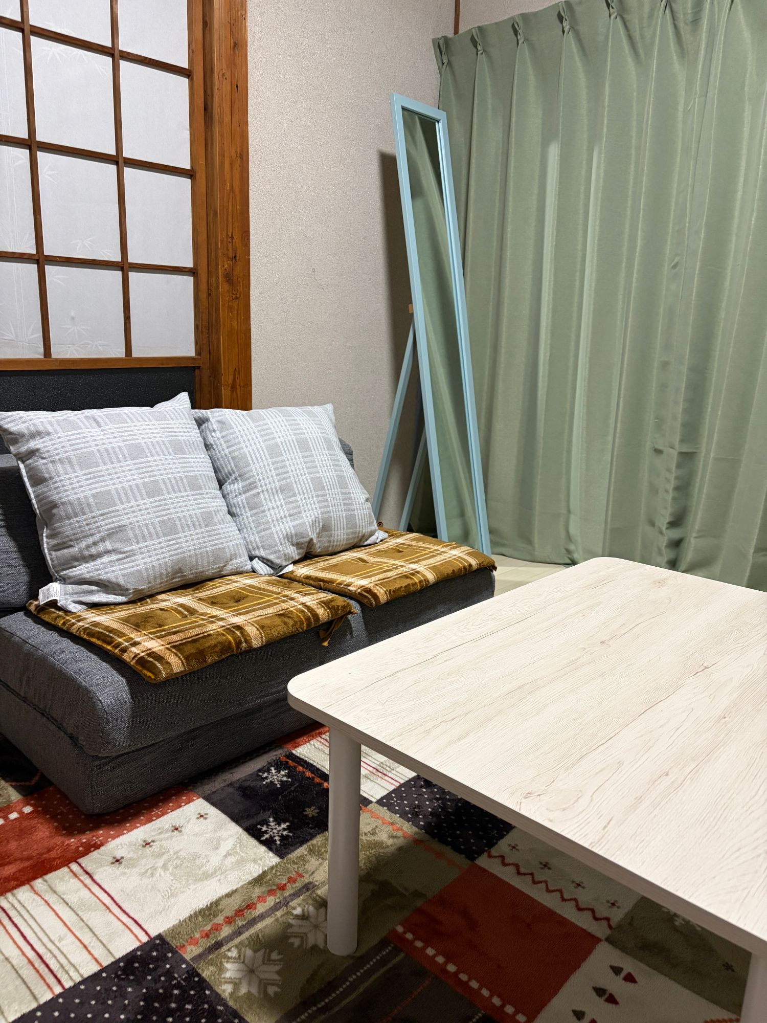 そらまめ荘 ソファ